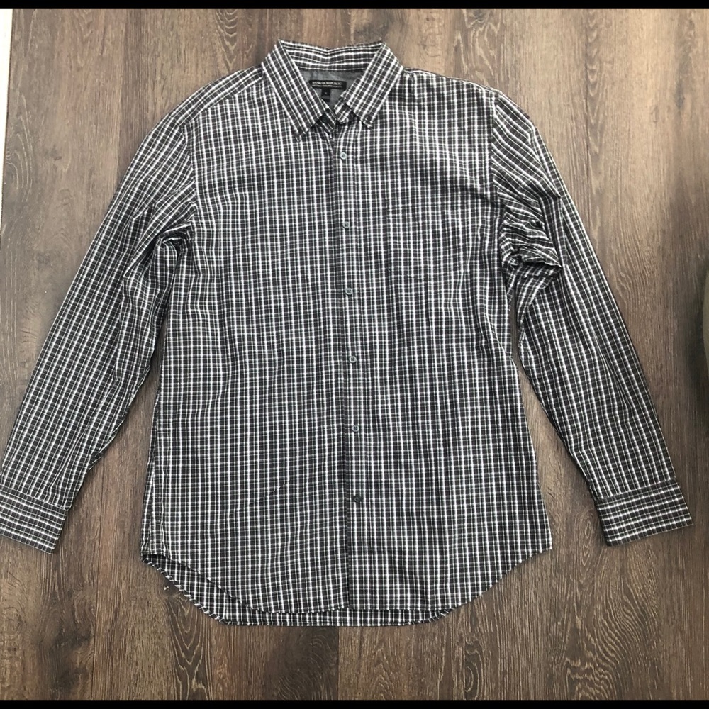 Men’s Banana Republic dress shirt - Picture 2 of 6